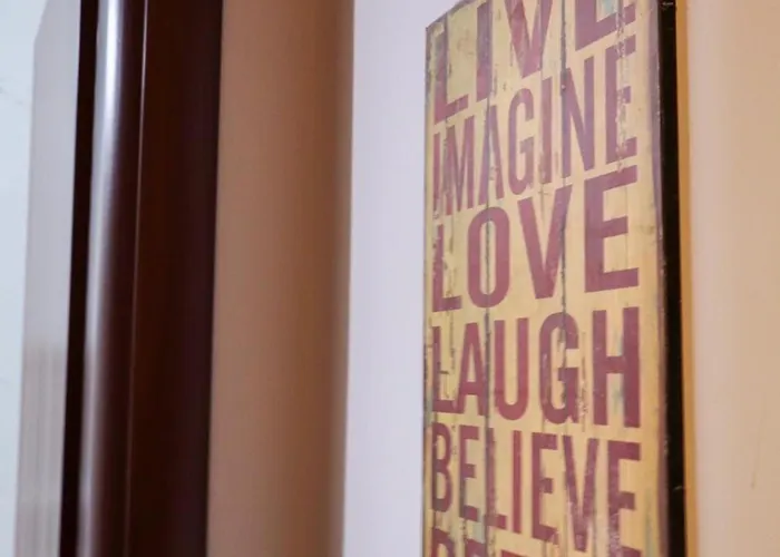 Serenity アパート ティラナ